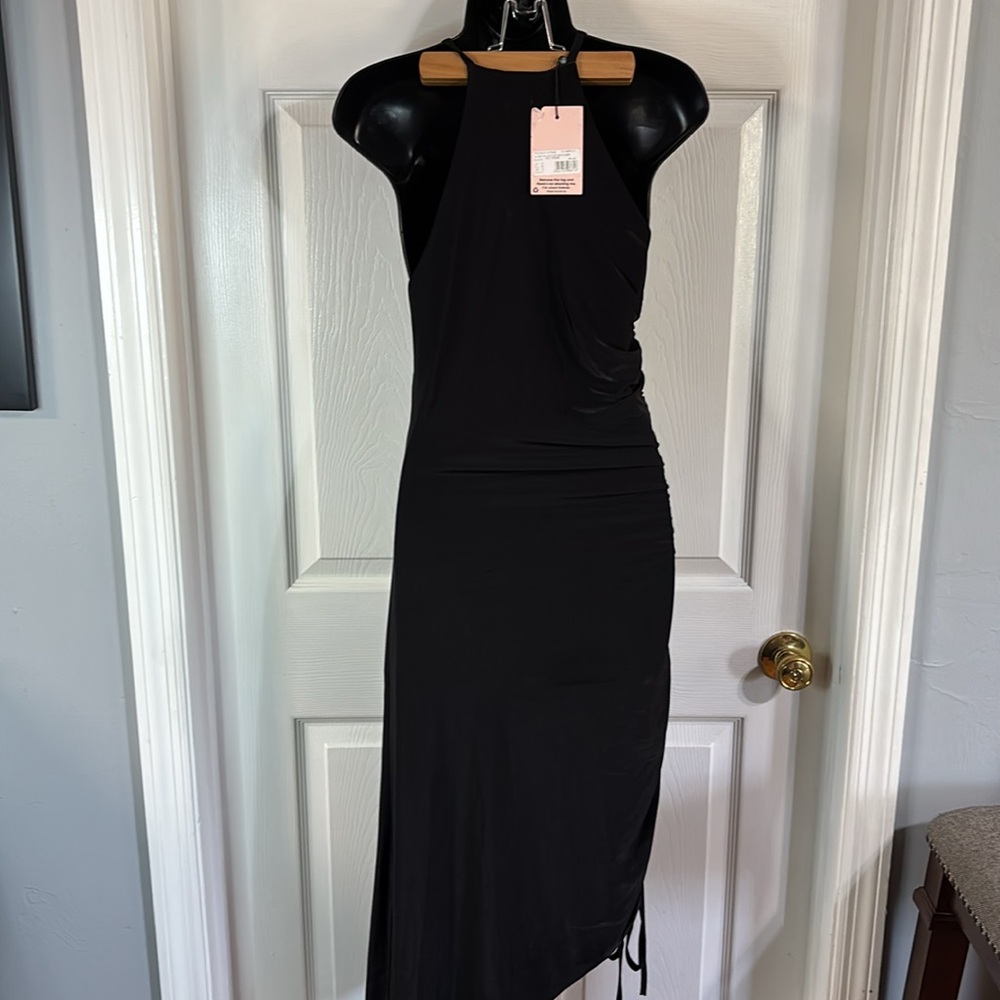 Misguided black slinky rouched black dress, size 6, NWT. - Picture 5 of 15